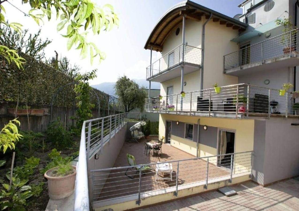 加尔达湖滨Casa Vela公寓 外观 照片